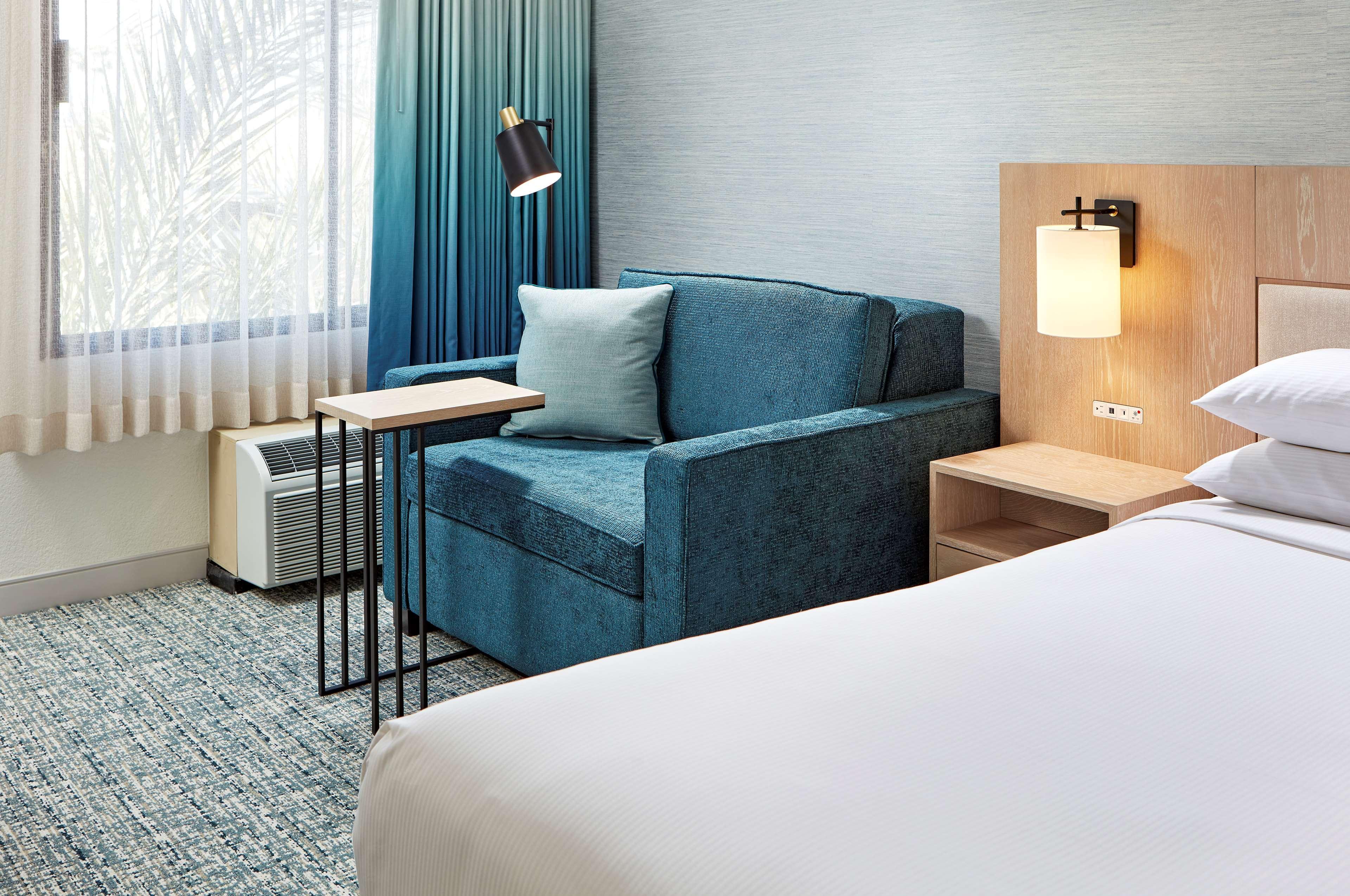 Hotel Mdr Marina Del Rey- A Doubletree By Hilton Los Angeles Bagian luar foto