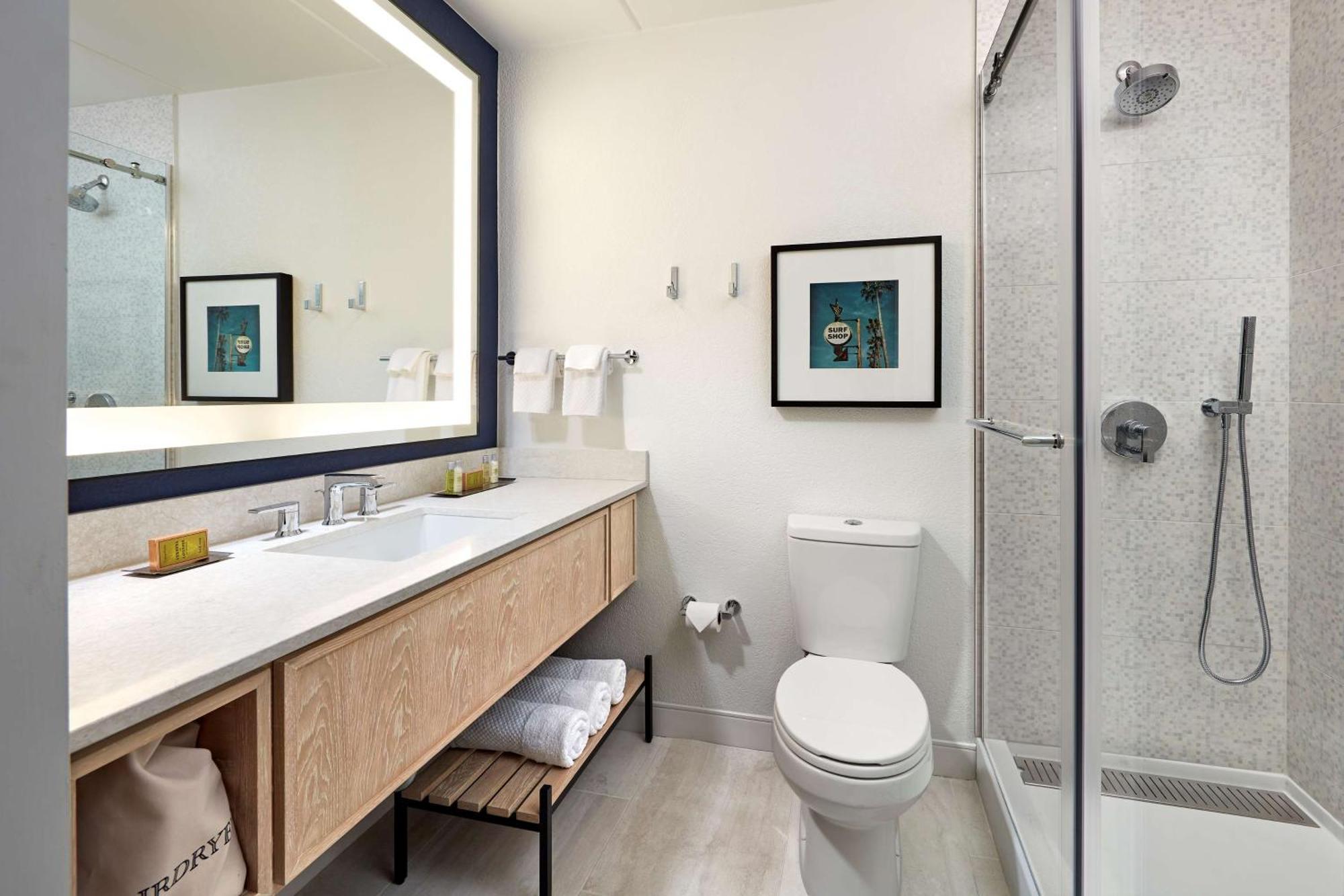 Hotel Mdr Marina Del Rey- A Doubletree By Hilton Los Angeles Bagian luar foto