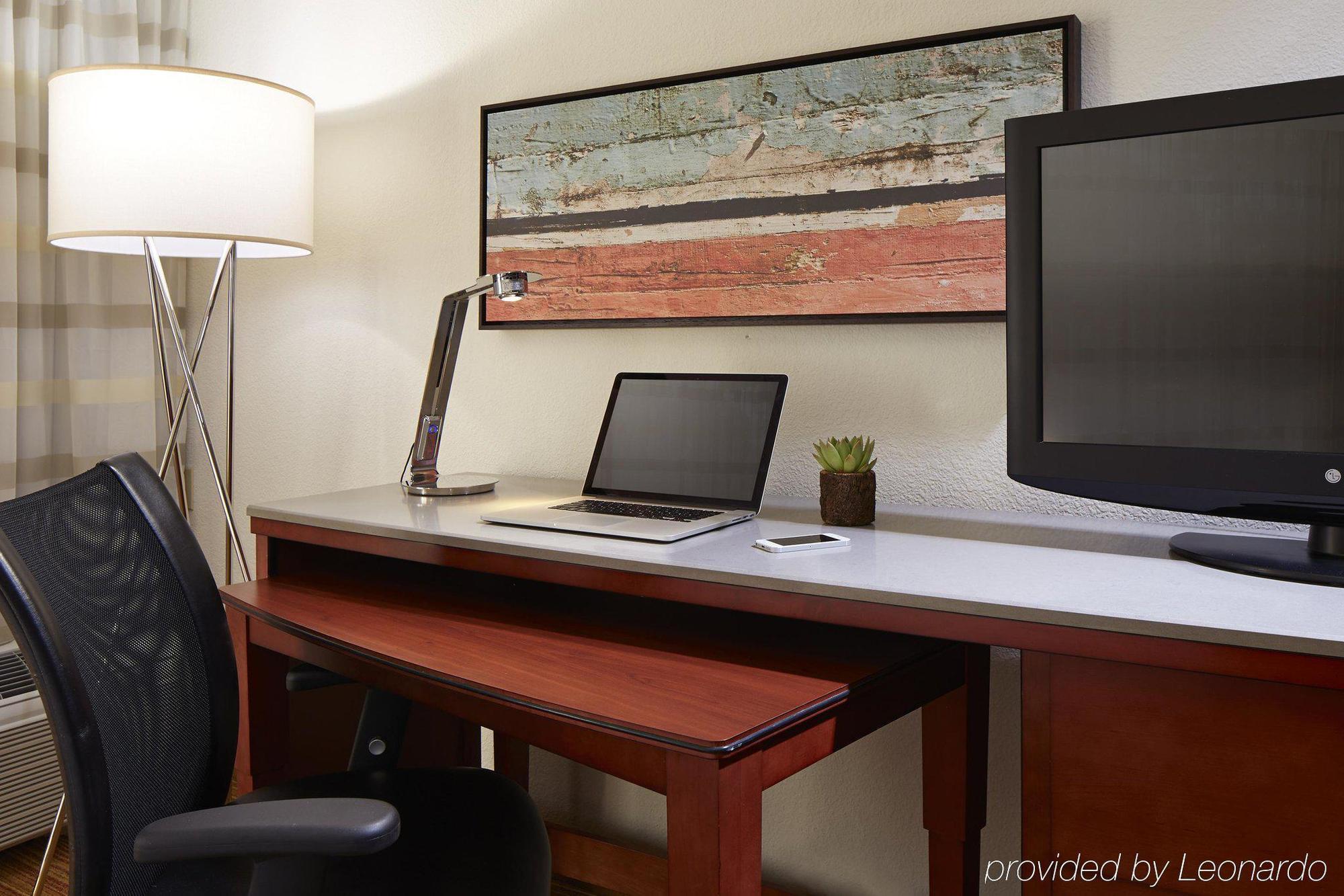 Hotel Mdr Marina Del Rey- A Doubletree By Hilton Los Angeles Bagian luar foto