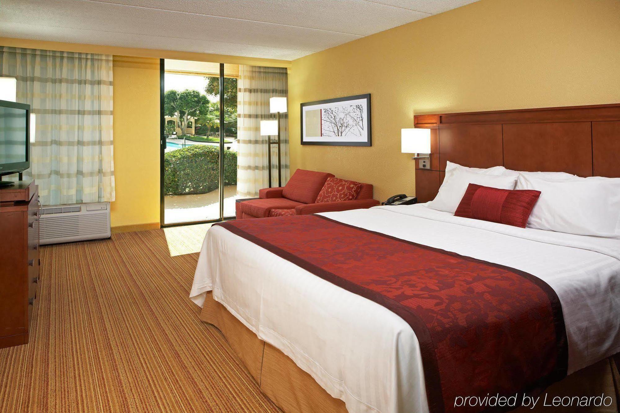 Hotel Mdr Marina Del Rey- A Doubletree By Hilton Los Angeles Bagian luar foto